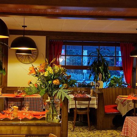 Les Touristes Hotel Chatelard Luaran gambar